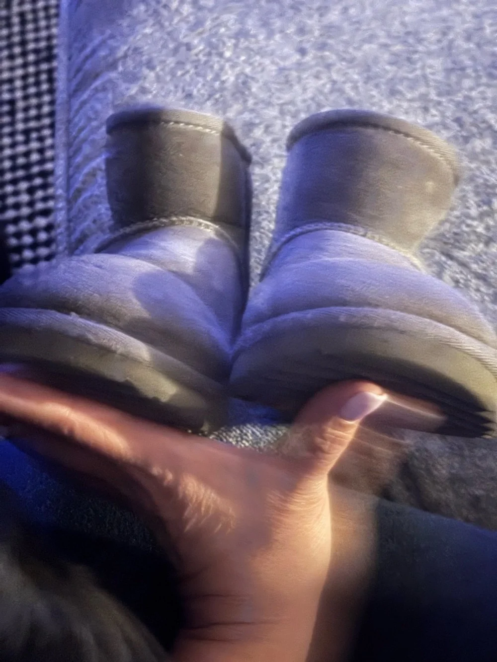 UGG Classic Mini II Boots‎ - Kids/Big Kids Grey Suede Size 5 (Fits women’s 7)